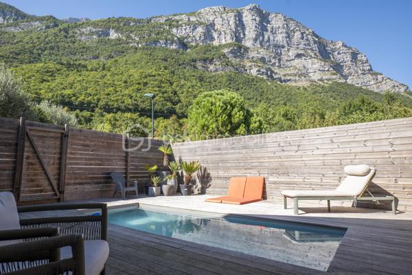 Corps de ferme de 270 m²