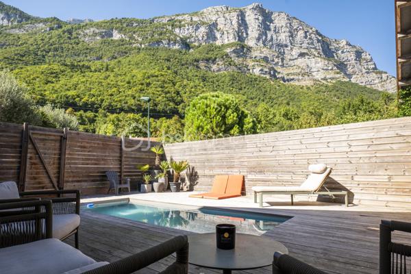 Corps de ferme de 270 m²