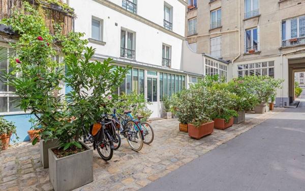 Maison à vendre    5 pièces • 101,78 m2 Paris 11