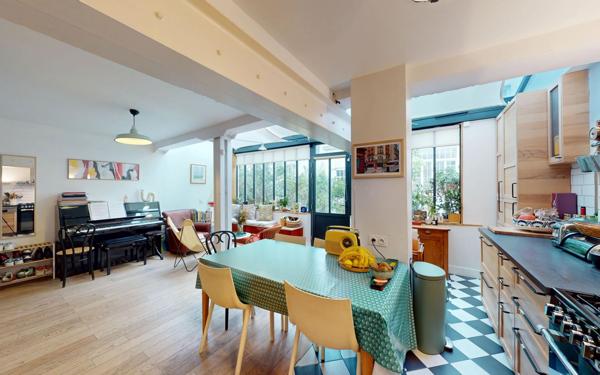 Maison à vendre    5 pièces • 101,78 m2 Paris 11