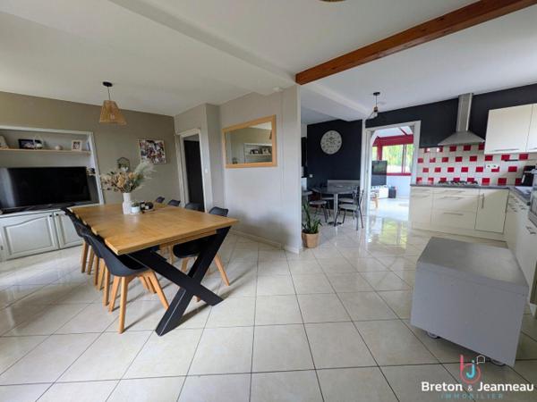 Maison sur 1,45 ha à Vaiges