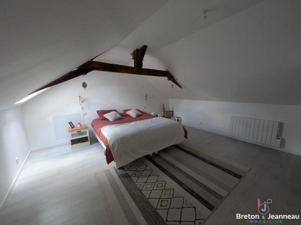 Maison sur 1,45 ha à Vaiges