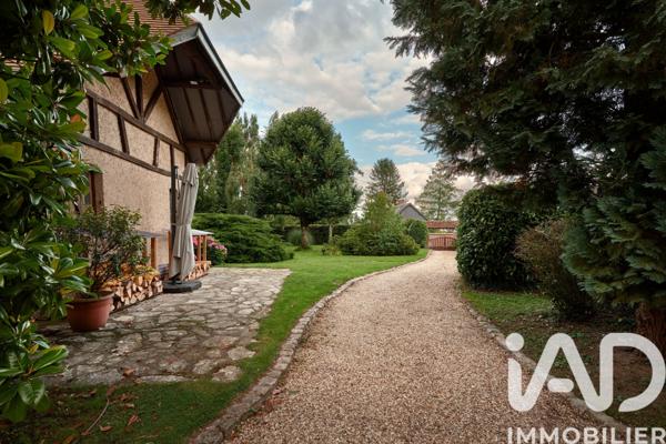 Maison à vendre 6 pièces 152 m² Saussay-la-Campagne