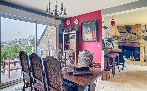 Maison à vendre    5 pièces • 111 m2 Camaret-sur-Mer