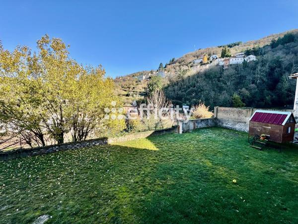 Maison 10 pièces - 240 m² Exclusivité efficity