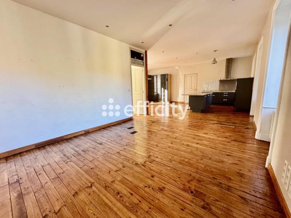 Maison 10 pièces - 240 m² Exclusivité efficity