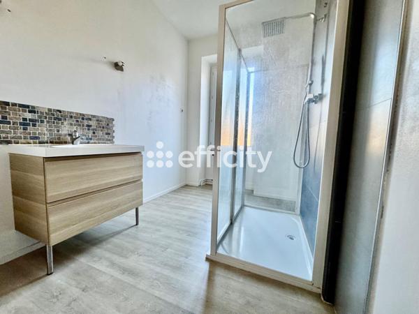 Maison 10 pièces - 240 m² Exclusivité efficity