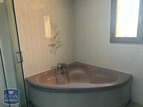 Maison à louer 4 pièces Casseneuil (47440)