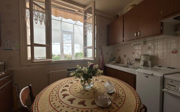 Maison à vendre    4 pièces •  Avaray