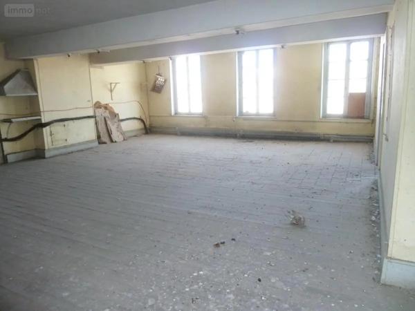 Achat - Immeuble Guise 02120 1607 m 2 77 m 2