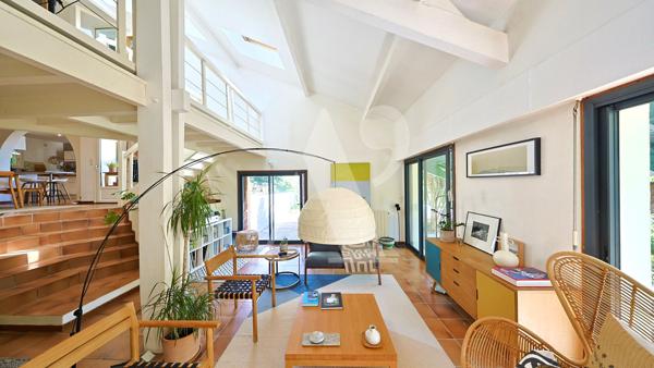 Architecture contemporaine - 1975 - M. CASAMAYOU - Hasparren