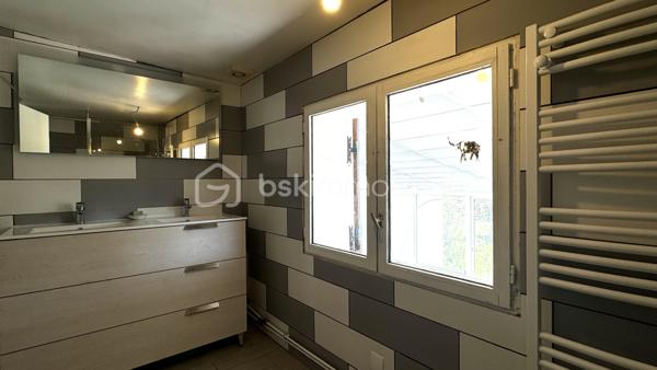 Maison de 268 m²