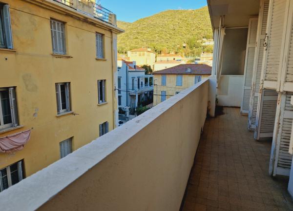 Appartement à louer  4 pièces •  Ajaccio
