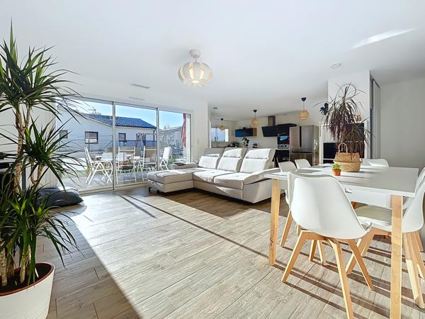 Maison 5 pièces - 120 m² Exclusivité efficity