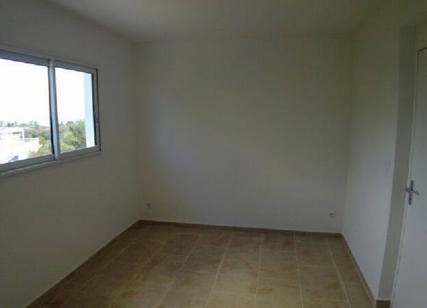 Appartement à vendre    3 pièces • 85 m2 Saint-François