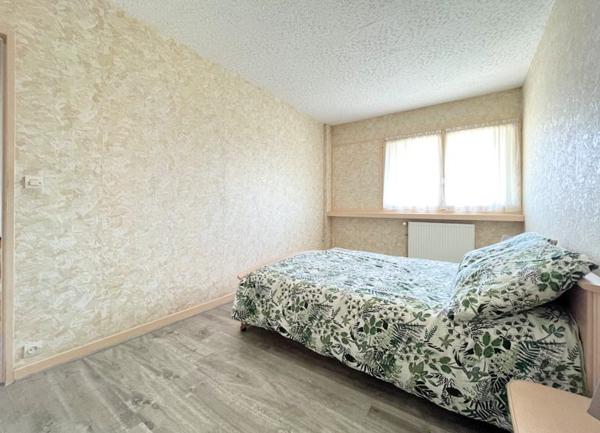 Maison à vendre 140 400 € Bourges 4 p 80 m² DPE D