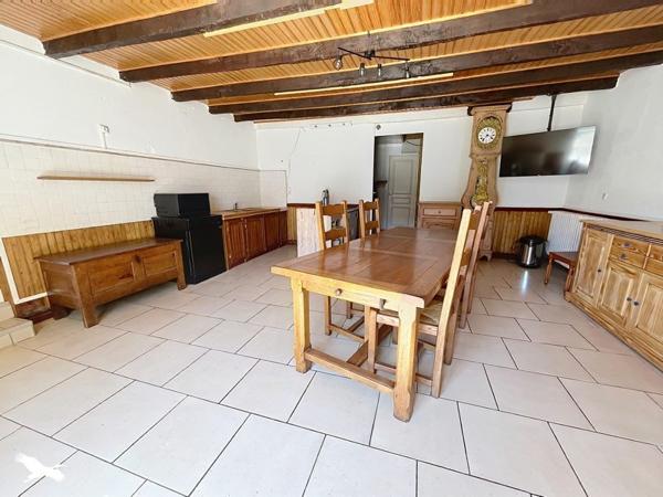 Maison 171 000 € La Rochette 5 p 235 m² DPE C
