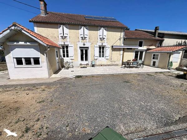 Maison 171 000 € La Rochette 5 p 235 m² DPE C