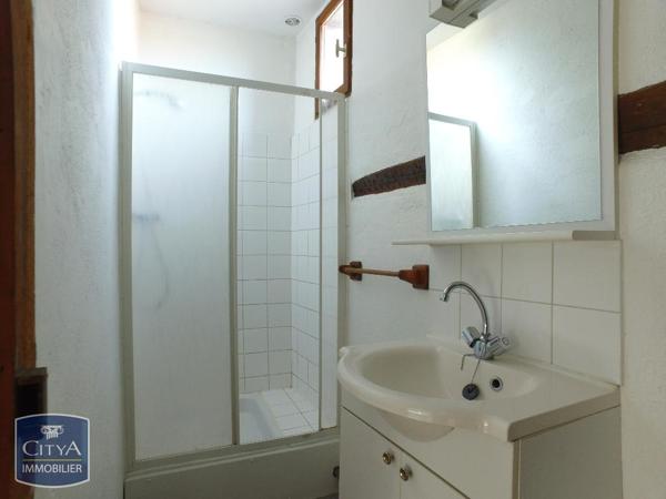 Appartement à louer 3 pièces 57m² Pont-du-Château (63430)