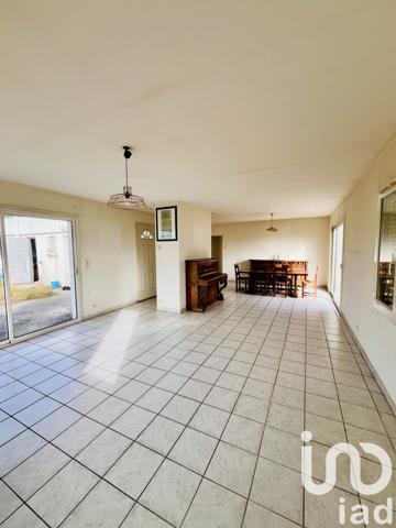 Maison à vendre 4 pièces 140 m² Saint-Vincent-de-Tyrosse