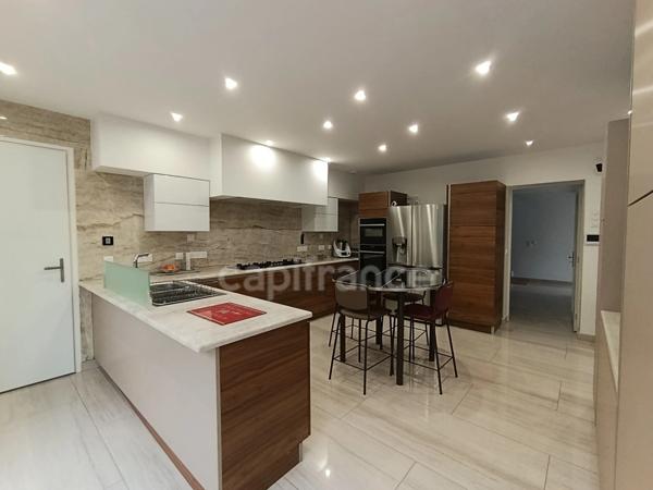 🏡 ARRAS (62) – Villa d’architecte contemporaine de 376 m² – 6 chambres – Ascenseur – Toit-terrasse