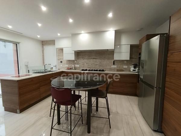 🏡 ARRAS (62) – Villa d’architecte contemporaine de 376 m² – 6 chambres – Ascenseur – Toit-terrasse