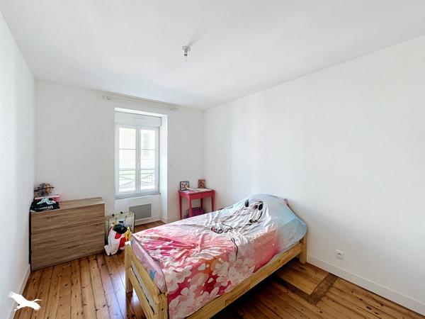 Immeuble 244 950 € Marans 157,5 m² DPE C