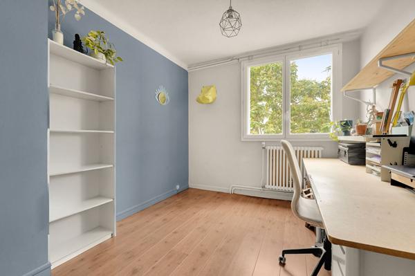 Appartement Toulouse 3 pièce(s) 71 m2 avec balcons, cave et  place de parking