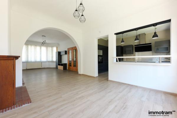 Vente Maison 210m 2 - 6 chambre(s) - La Madeleine, Botanique • Réf. VM28289