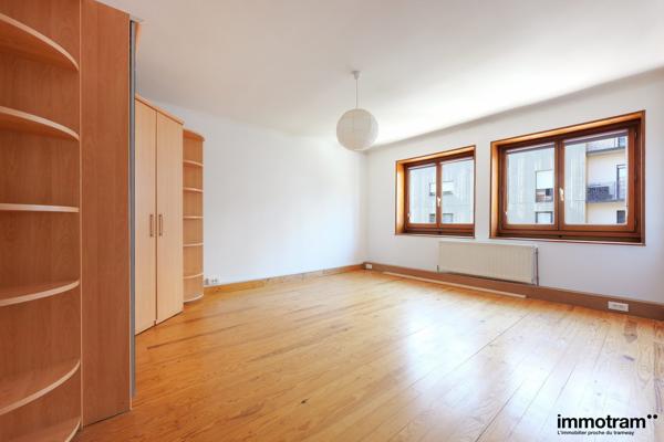 Vente Maison 210m 2 - 6 chambre(s) - La Madeleine, Botanique • Réf. VM28289