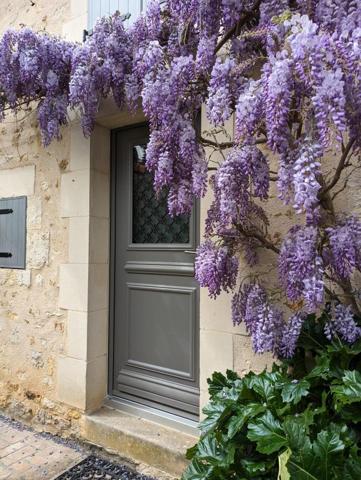 MAISON DE CHARME AVEC PISCINE - GRANGE - PARC - VUE SUR LA CAMPAGNE