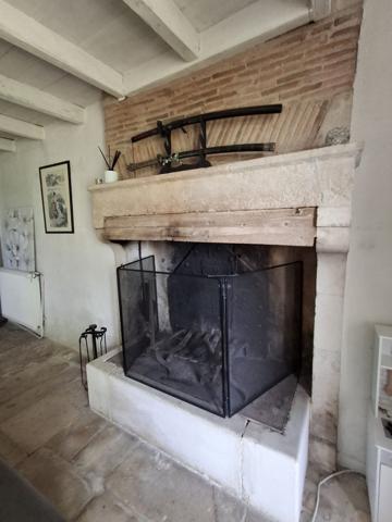 MAISON DE CHARME AVEC PISCINE - GRANGE - PARC - VUE SUR LA CAMPAGNE