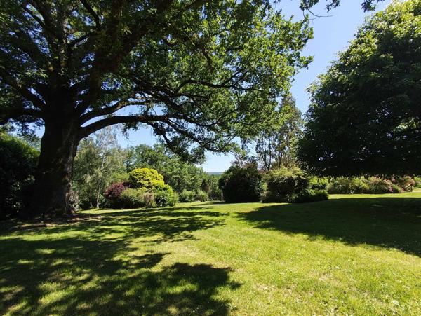 MAISON DE CHARME AVEC PISCINE - GRANGE - PARC - VUE SUR LA CAMPAGNE