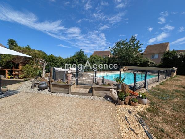 Maison à MONCE-EN-BELIN, 72230 - 6 pièces 134m²