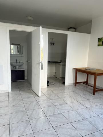 Studio au centre de Saintes Saintes (17100)