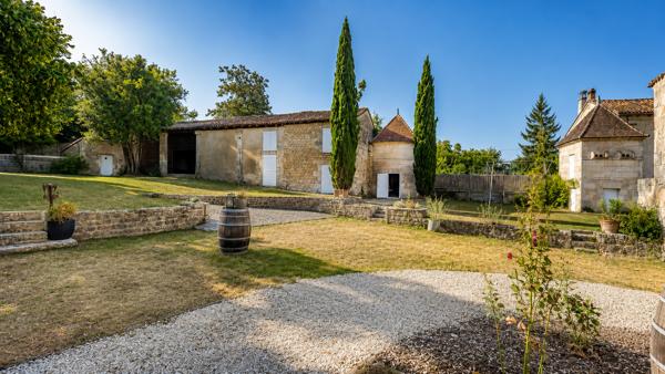 Maison de Maître d’Exception avec dépendances et revenus locatifs aux Portes d’Angoulême Détails des diagnostics énergétiques