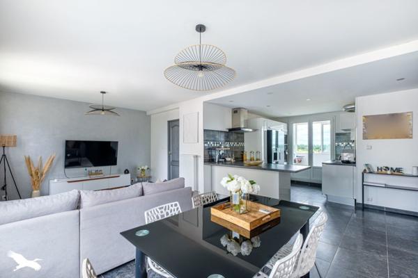 Appartement à vendre |  Vaulx-en-Velin |  3 pièces | 62 m²