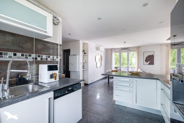 Appartement à vendre |  Vaulx-en-Velin |  3 pièces | 62 m²