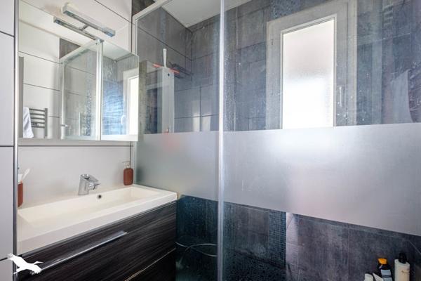 Appartement à vendre |  Vaulx-en-Velin |  3 pièces | 62 m²