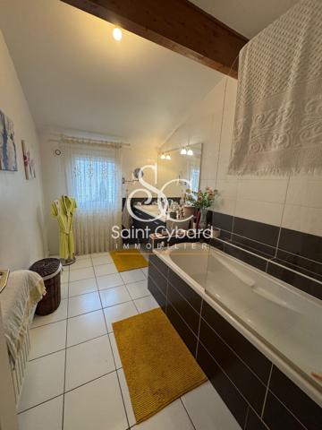 Saint Yrieix – Maison 5 pièce(s) 128 m2 habitables environ