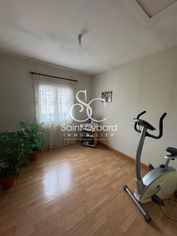 Saint Yrieix – Maison 5 pièce(s) 128 m2 habitables environ