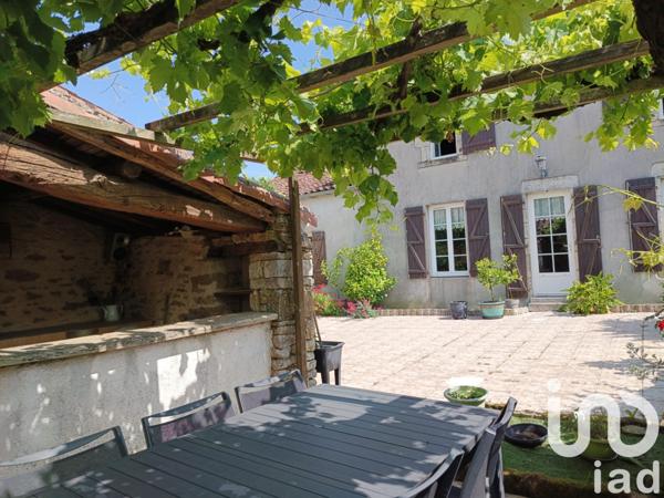Maison à vendre 11 pièces 320 m² Bazoges-en-Pareds