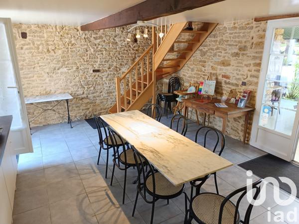 Maison à vendre 11 pièces 320 m² Bazoges-en-Pareds