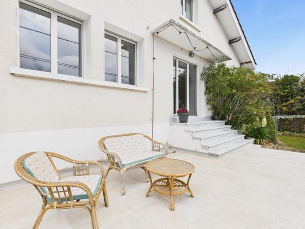 Charmante maison rénovée de 4 chambres à Trévoux