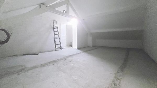 3-4 pièces en Duplex avec 2 parkings, au calme, proche centre ville