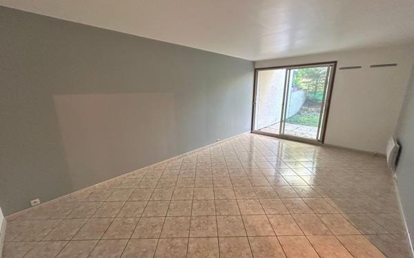 Appartement à vendre    2 pièces • 56 m2 Méry-sur-Oise