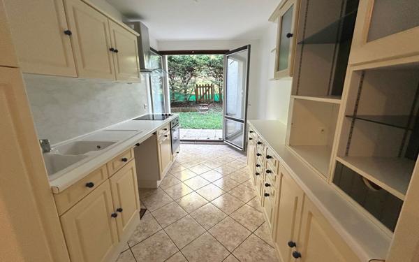 Appartement à vendre    2 pièces • 56 m2 Méry-sur-Oise