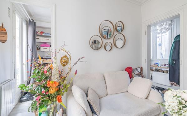 Appartement à vendre    2 pièces • 23,95 m2 Paris 10