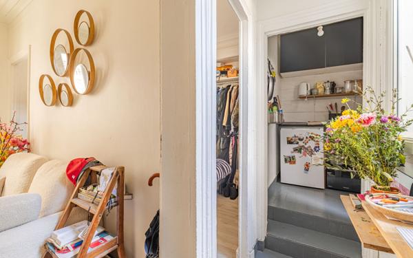 Appartement à vendre    2 pièces • 23,95 m2 Paris 10