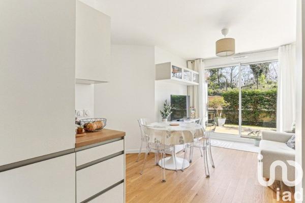 Appartement 2 pièces de 41 m² à Châtenay-Malabry (92290)